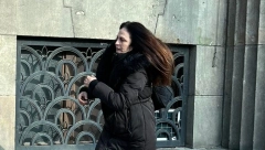 Posle traume koju joj je muž priredio Tanja Banjanin sama i s ponosom podiže svoju decu (FOTO)