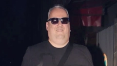 DEJAN MATIĆ SE PRISETIO ANEGDOTE KOJA MU SE ČESTO DEŠAVA Stalno me mešaju sa Sašom "JA NISAM SALE, JA SAM NJEGOV BRAT"