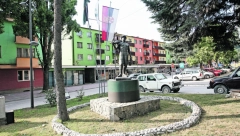 GRAD BOR POMERA GRANICE Kupovina 65 ari zemljišta po neverovatnoj ceni pokazuje ekonomski procvat i preobražaj