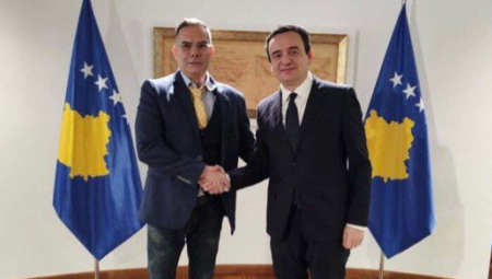 KAD NE ŠMRČE - PIŠE ZA "DANAS" Tajkunski medij angažovao još jednog "stručnjaka" (FOTO)