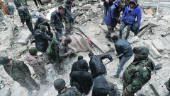 UKLETI GRAD! Rat i ISIS ga načeli, zemljotres dokrajčio