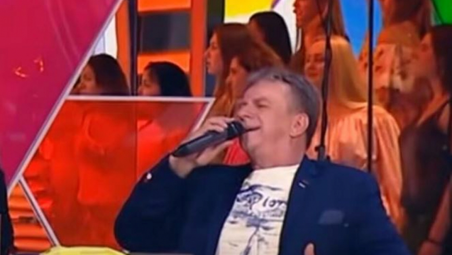 PEVAČ BOLUJE OD CEREBRALNE PARALIZE Ceo život proveo je na štakama, a evo kako je odrastao: MORALI SMO DA DELIMO PARČE HLEBA
