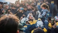 CELA PORODICA IZVUČENA IZ RUŠEVINA U SIRIJI Zvuci radosti ispunili su nebo (VIDEO)