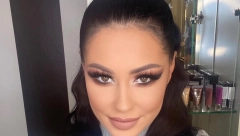 NOVA KRALJICA BAKŠIŠA Na nastupu mlade pevačice novac je leteo sa svih strana, Aleksandra Bursać se jedva izborila sa silnim parama (VIDEO)