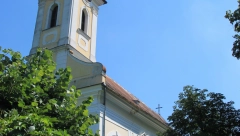 VERNICI O SLUČAJU ZLOSTAVLJANJA DEVOJČICE U BELOJ CRKVI ''Čuli smo da je sveštenik osumnjičen za pipkanje i teško nam je da poverujemo. Ako je kriv, neka odgovara!''