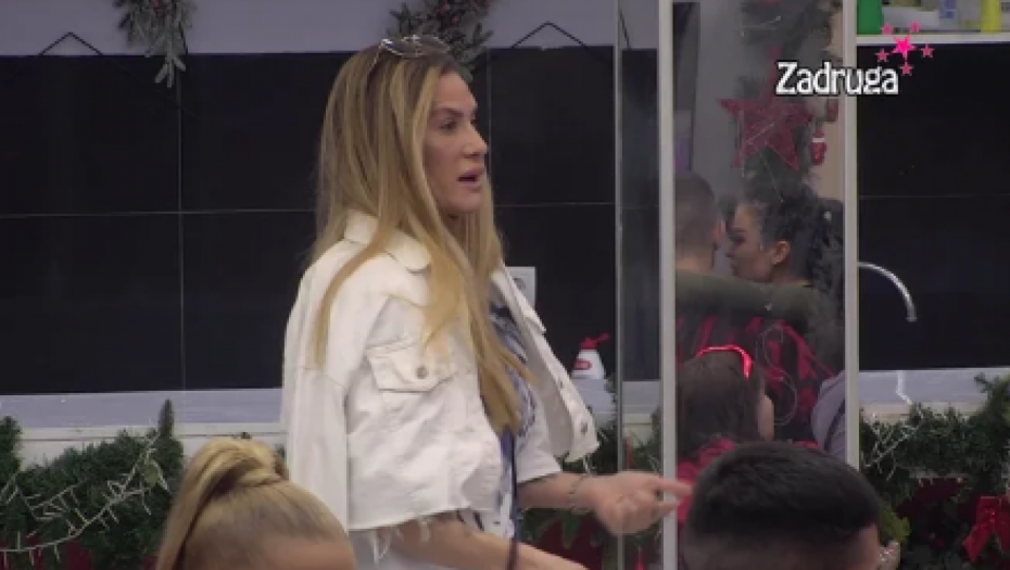JEZIVO! EVO NA ŠTA JE BILA PRIMORANA ANA PRED ULAZAK U ZADRUGU Bila je u opasnosti, morala da pobegne, napolju se dešavao PAKAO