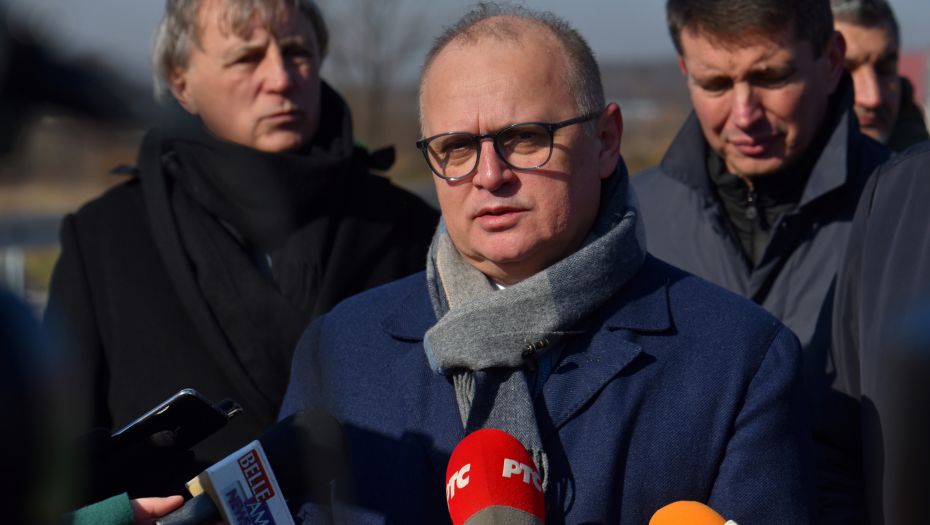 SLIČAN SCENARIO KAO UOČI UBISTVA ĐINĐIĆA Vesić o protestima ispred zgrade Predsedništva na Dan državnosti