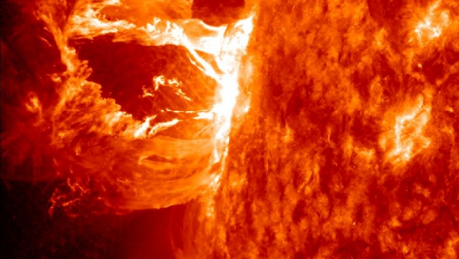 SUNCE DANAS "IZBACUJE" IKS-BAKLJE Ruski naučnici upozorili: Mogući prekidi komunikacije