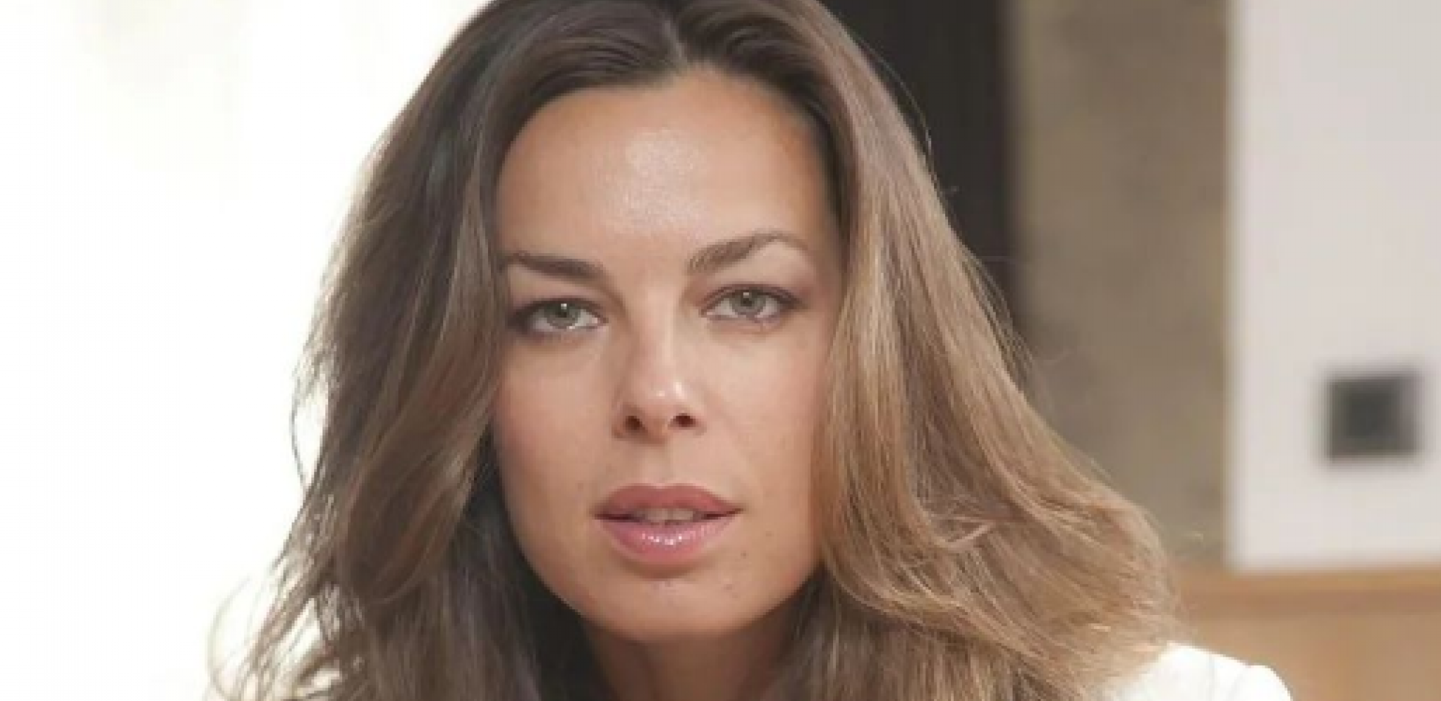 IDENTIČNE Ovo je sestra Katarine Radivojević, neverovartno liče, a evo gde živi i čime se bavi (FOTO)