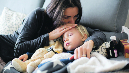 TEŠKO DIŠU, NOĆU KAŠLJU I LOŠE SPAVAJU! Pedijatar objasnio kako na decu i bebe utiču JAKE promene vremena!