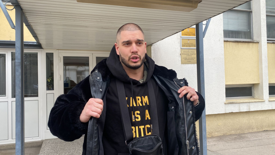 DEJAN DRAGOJEVIĆ JAVNO OBJAVIO FOTKU NOVE DEVOJKE Potpuno odlepio za njom, nakon razvoda od Dalile u njoj pronašao ljubav! (FOTO)