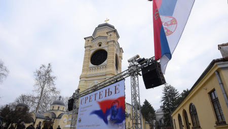 DA LI DOBIJAMO DUPLU DNEVNICU ZA DAN DRŽAVNOSTI? Možete da spojite i 9 slobodnih dana, evo i kako