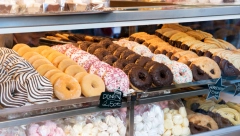 KAKO PREPOZNATI DOBRE KROFNE U PRODAVNICI? Obratite pažnju na ovaj detalj