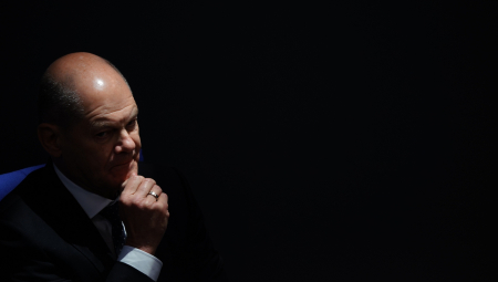 NEMAČKI KANCELAR VRŠI PRITISAK NA EU "Isporučiti više oružja Ukrajini"