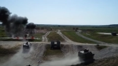 SRPSKO NAORUŽANJE NA PRESTIŽNOM SAJMU "Miloš" i "Lazar" u Abu Dabiju