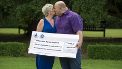 PROKLETSTVO DOBIJENO NA LUTRIJI Osvojivši džekpot sreći bračnog para nije bilo kraja, ali za par meseci njihova priča poprima tragičan obrt