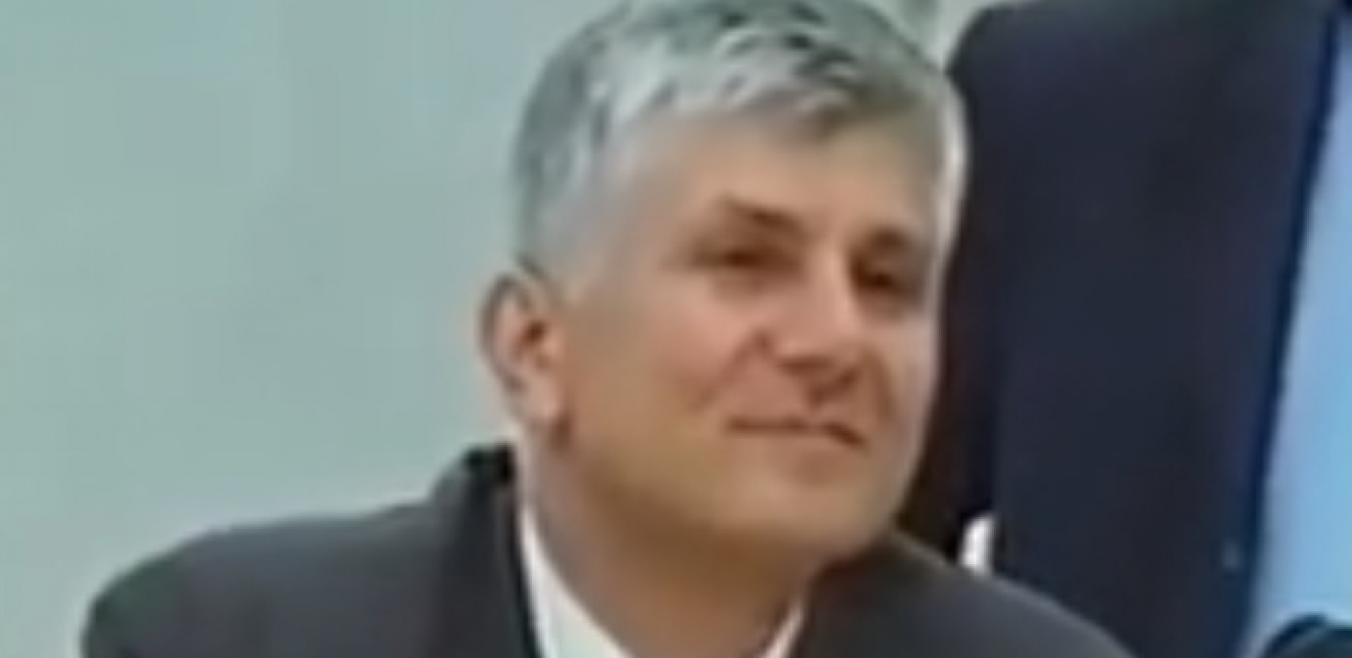 "JETRA MU SE RASPALA NA HILJADE KOMADIĆA" Hirurg koji je operisao Đinđića o hororu u operacionoj sali!