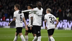 U FRANKFURTU VERUJU U ČUDO Ajntraht pred (ne)mogućom misijom