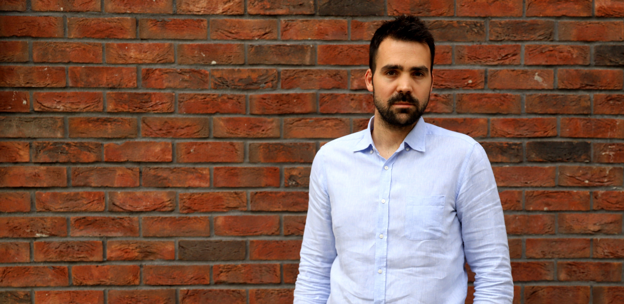 ZNA BAĆA ŠTA VALJA Žena Miodraga Radonjića ista Monika Beluči, lepa je kao lutka