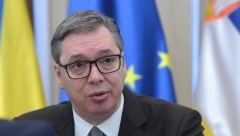 VUČIĆ DIREKTNO IZ AVIONA NA SASTANAK Bedna petorka u čudu: Ni ručak ni pivo!?