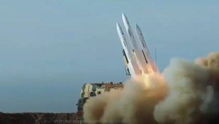 RUMUNIJA I POLJSKA OBARAĆE RUSKE DRONOVE? Poslanik Bundestaga: Upotreba PVO NATO-a bila bi "igranje vatrom"