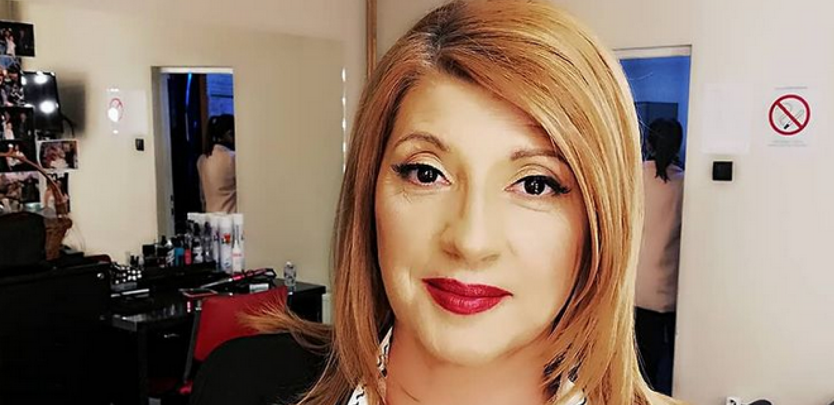 OŠIŠALA SE SKROZ NA KRATKO, NI MUŽ JE NIJE PREPOZNAO Frizura Biljane Jevtić sve ostavio bez teksta, pogledajte kako joj stoji (FOTO)
