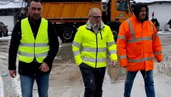 "SPREMNO SMO DOČEKALI SNEG" Vesić: Putevi čisti, na terenu više hiljada ljudi (FOTO)