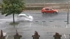 HAOS U CRNOJ GORI, ZBOG NEVREMENA EVAKUISALI LJUDE: Oglasila se služba za spasavanje!