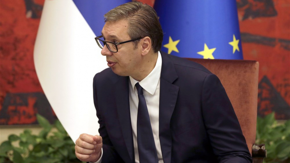 VUČIĆ ĆE POSTIĆI NAJBOLJE MOGUĆE REŠENJE ZA SRBIJU Francuski potrčko Jovanović izmišlja da je sve završeno, priželjkuje najgore za Srbiju!