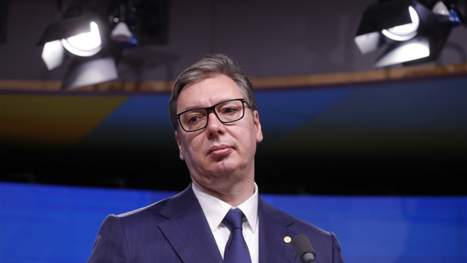VUČIĆ SE OBRAĆA JAVNOSTI "Od 21 sat odgovoriću na sve izrečene laži, čuvaćemo i braniti Srbiju"