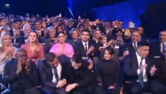 ŠTA URADI TO LIONELE? Mesi dobio nagradu, pa potpuno iskulirao ženu, zbog Mapea nije znala šta je snašlo (VIDEO)