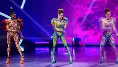 PARA KAO BLATA Nove Uraganke progovorile o zaradi, pa priznale šta je najluđa stvar koju su uradile