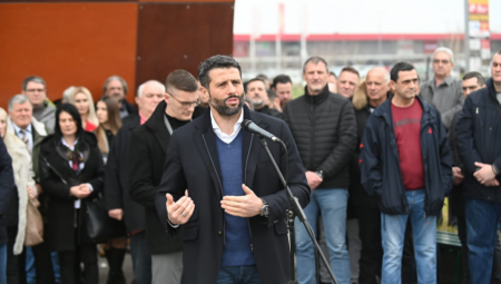 Šapić: Ulaganjima u objekte primarne zdravstvene zaštite rasterećujemo bolnice