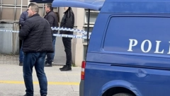 OTKRIVEN IDENTITET MUŠKARCA KOJI JE BACIO BOMBU U PODGORICI: Povređen i advokat Vučković - ima povrede po glavi i nogama