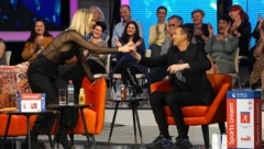 "TI NE POSTOJIŠ I NEMOJ VIŠE DA NAS ZOVEŠ" Naša pevačica oca nikada nije upoznala, kada je pokušala da stupi u kontakt sa njim, izgovorene su joj strašne reči!