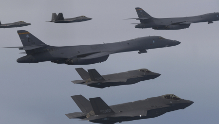 INCIDENT NA NEBU IZNAD SIRIJE: Dva F-35 opasno se približila ruskom lovcu