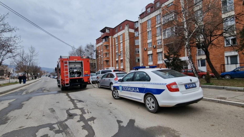 IZBIO POŽAR U ZGRADI U NOVOM SADU Gori stan na četvrtom spartu, stanari evakuisani