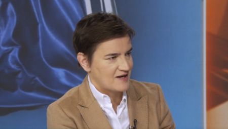DA LI BI LJUDI GLASALI ZA JOVANOVIĆA DA SU OVO ZNALI? Premijerka Brnabić ogolila lažnog patriotu