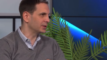 NAKON ŠTO JE ULETEO ĐILASU U ZAGRLJAJ, JOVANOVIĆ PORUČIO BIVŠIM PARTNERIMA: Doviđenja ste! (FOTO)