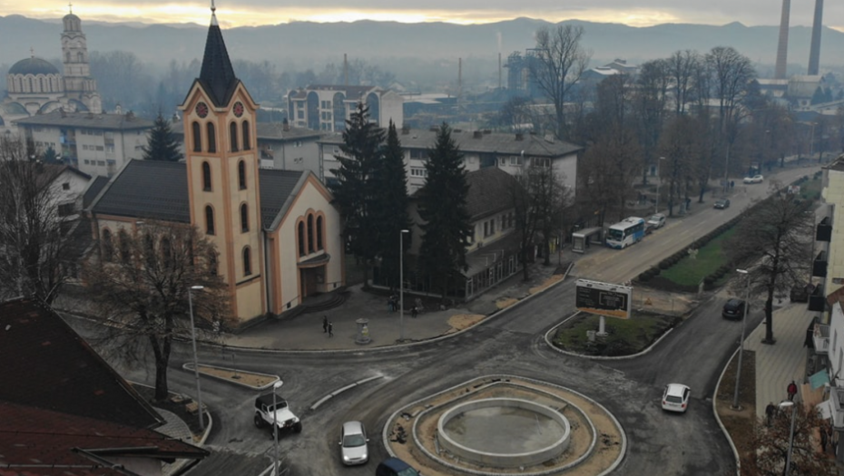 TEŠKA NEZGODA U TESLIĆU Maloletnik motociklom sleteo sa puta, hitno prevezen u klinički centar