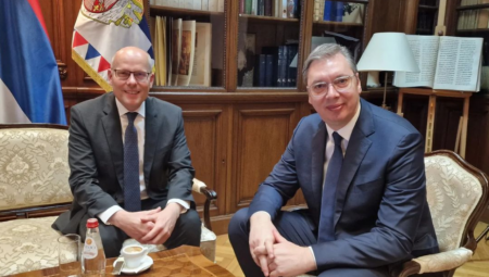 PREDSEDNIK VUČIĆ RAZGOVARAO SA PETEROM BAJEROM "Partnerski odnosi sa Nemačkom od najveće važnosti za Srbiju"