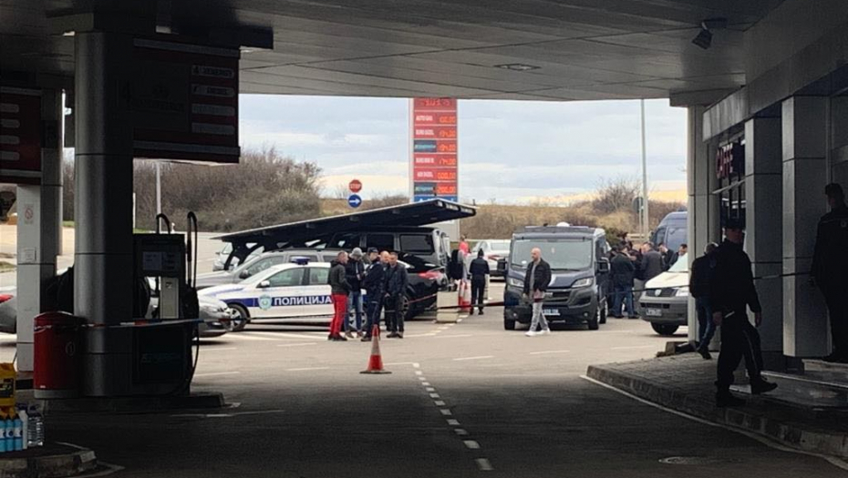 OČEVICI UBISTVA NA PUMPI U RUŠNJU OTKRILI DETALJE LIKVIDACIJE "Prišao je žrtvi i krenuo sa rafalima, čuo sam pucnje, a onda video čoveka u lokvi krvi"