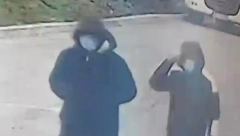 EVO KO JE TREĆA OSOBA UHAPŠENA SA OSUMNJIČENIMA ZA UBISTVO U RUŠNJU Pucali u Ranka Eskobara, uhapšeni na Novom Beogradu!