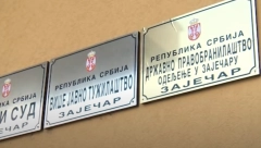 SKANDALOZNA PRESUDA OSNOVNOG SUDA U ZAJEČARU! Učestvovao u uličnoj trci, ubio bebu, a dobio samo tri godine zatvora!
