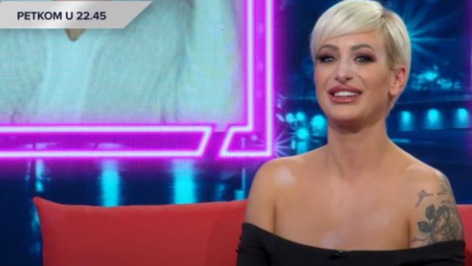 DRUGA OSOBA Isplivale stare fotografije Dušice Jakovljević, evo kako je izgledala pre estetskih operacija (FOTO)