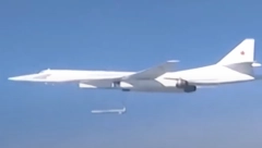 RUSKE POSADE ĆE NASTAVITI DA PATROLIRAJU Dva strateška bombardera iznad Beringovog i Ohotskog mora