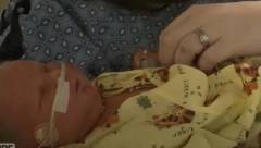 OVAKO DANAS IZGLEDA NAJVEĆA BEBA NA SVETU: Rodio se sa sedam kilograma, danas ima 40 godina i nosi nadimak "Džin"