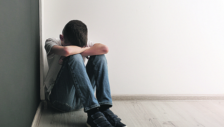 NAPASTVOVALI DRUGA RADI ŠALE Osmaci u Užicu osumnjičeni da su seksualno uznemiravali učenika