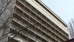 DEVOJČICU IZ JAKOVA NAPALA TRI VLASNIČKA PSA Oglasio se direktor ''Instituta za majku i dete'' o stepenu njenih povreda