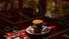 ŠTA NAM RADI PRVA JUTARNJA KAFA Za 10 minuta proširi se po telu, a evo šta se dešava narednih 6 sati